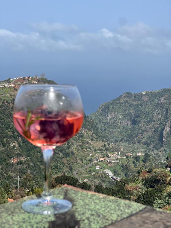 Casa Pico Ruivo Caldeirao Verde Madeira Santana  Bagian luar foto